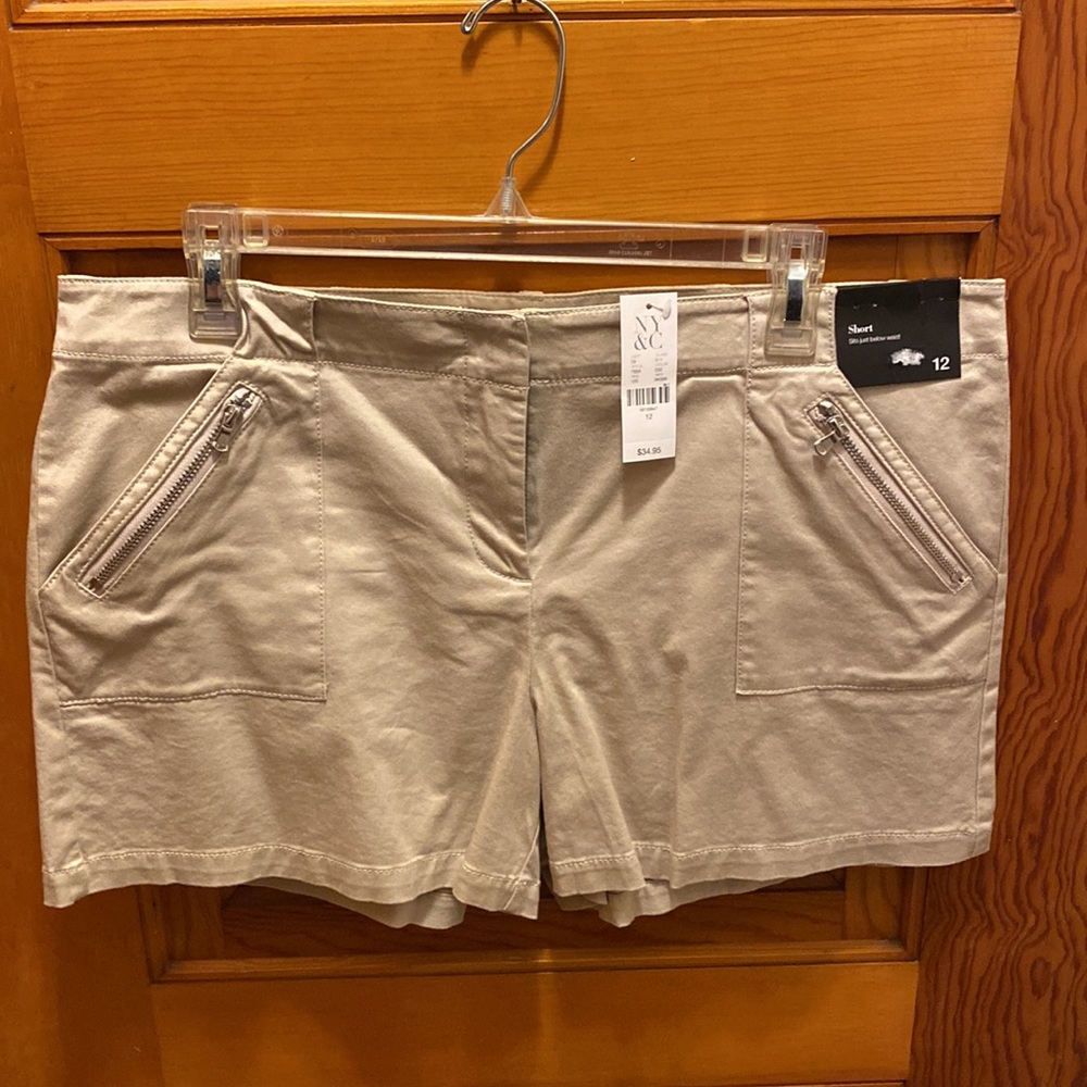 NWT New York & Company Ladies Shorts Size 12